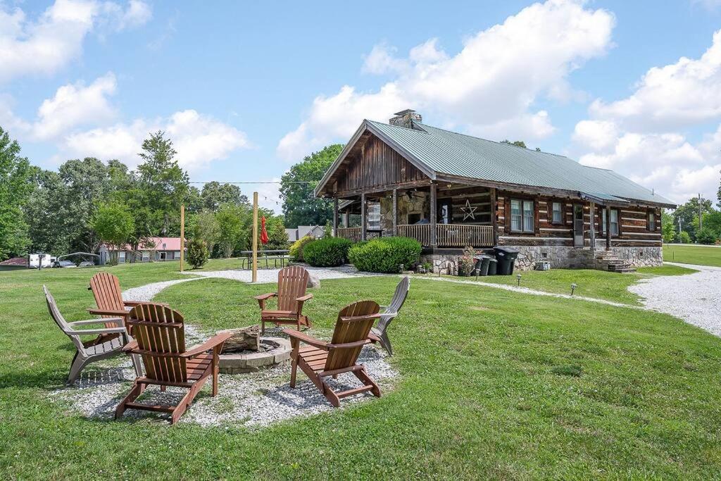 Rustic Cabin, Dock, Firepit, Kayaks & Games Winchester Kültér fotó